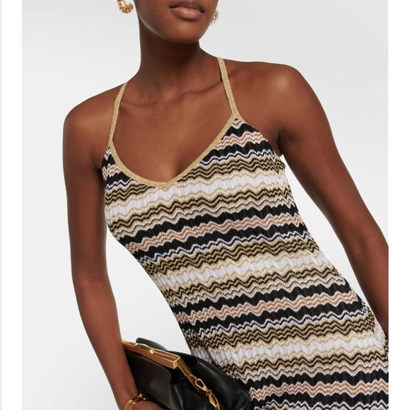 Missoni gold chevron v neck maxi dress - Picture 2 of 15